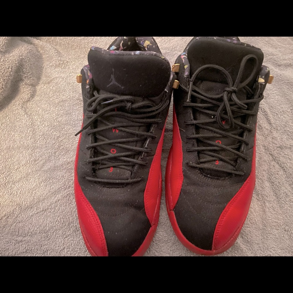 AIR JORDAN 12 RETRO LOW SE
"Super Bowl LV"